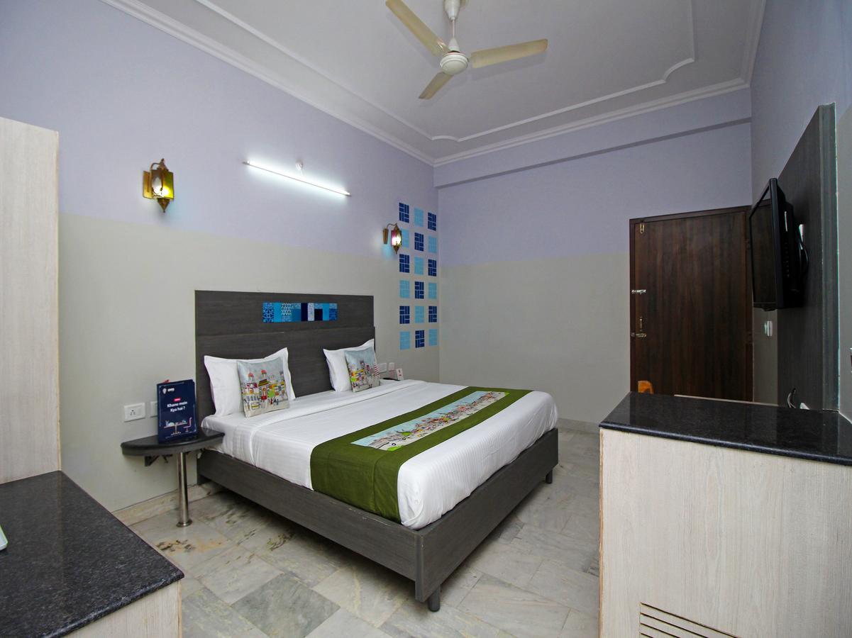 ג'איפור Oyo 1143 Hotel Rdb Palace מראה חיצוני תמונה